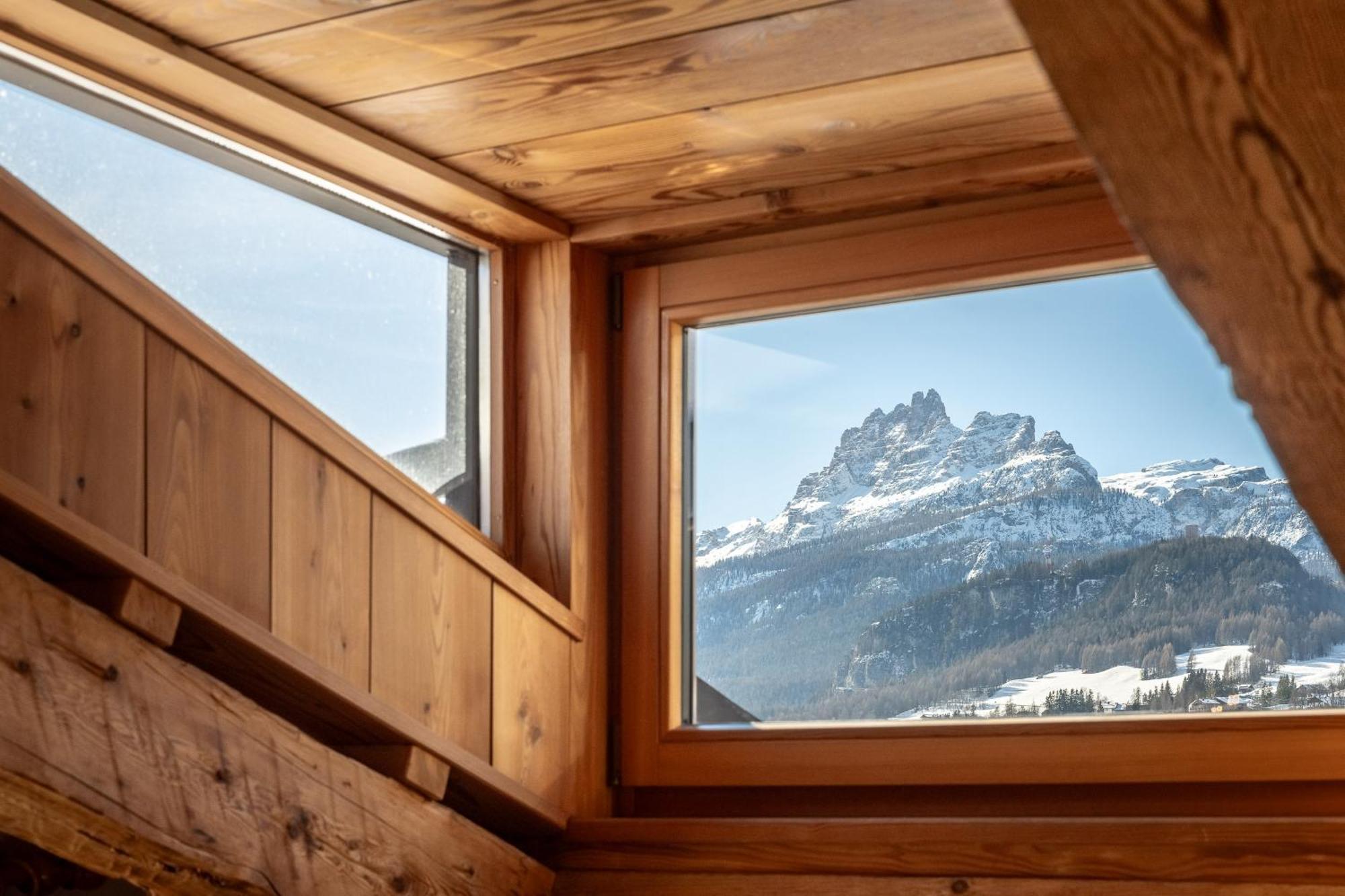 Cortina Lodge 科尔蒂纳丹佩佐 外观 照片